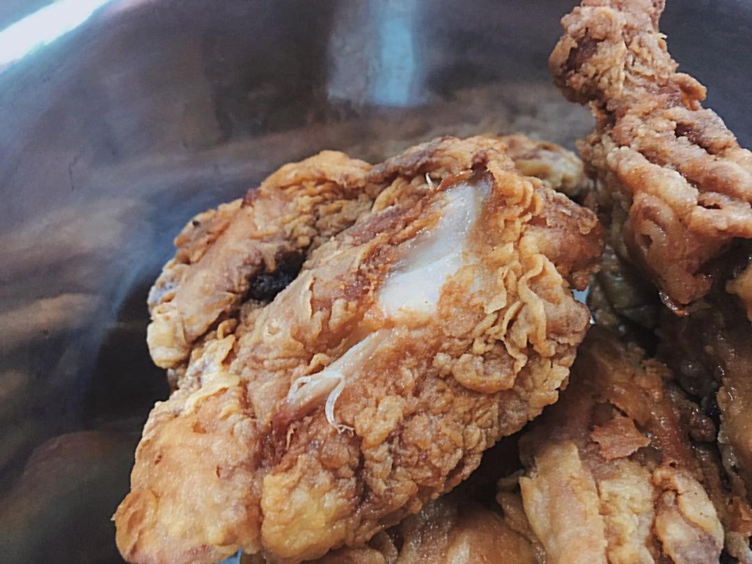 不用炸鸡粉也可以炸出酥脆炸鸡腿