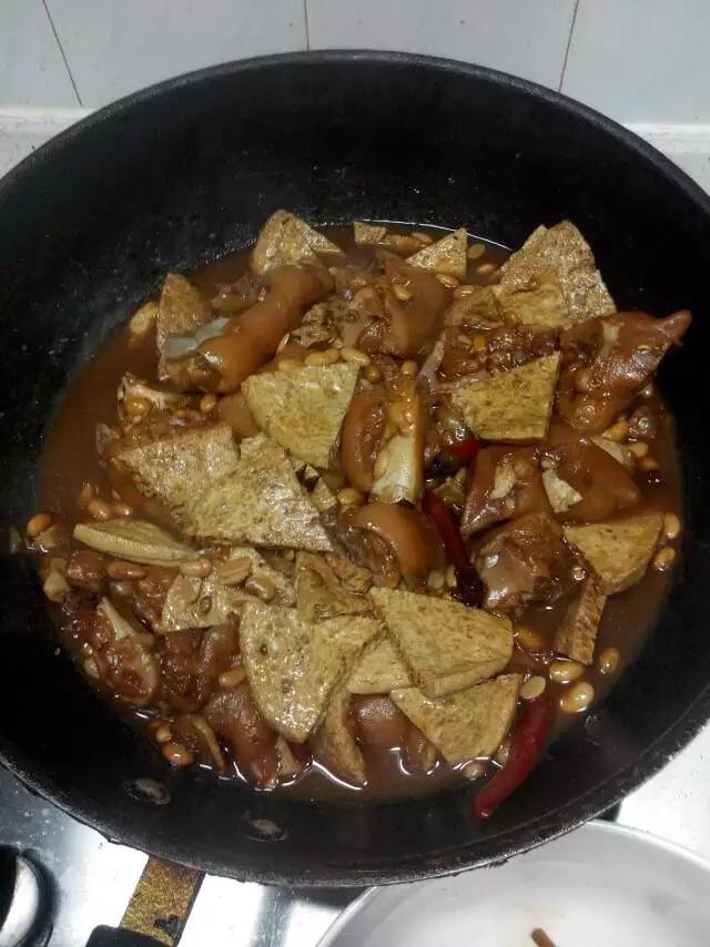 好评超多的红烧猪蹄