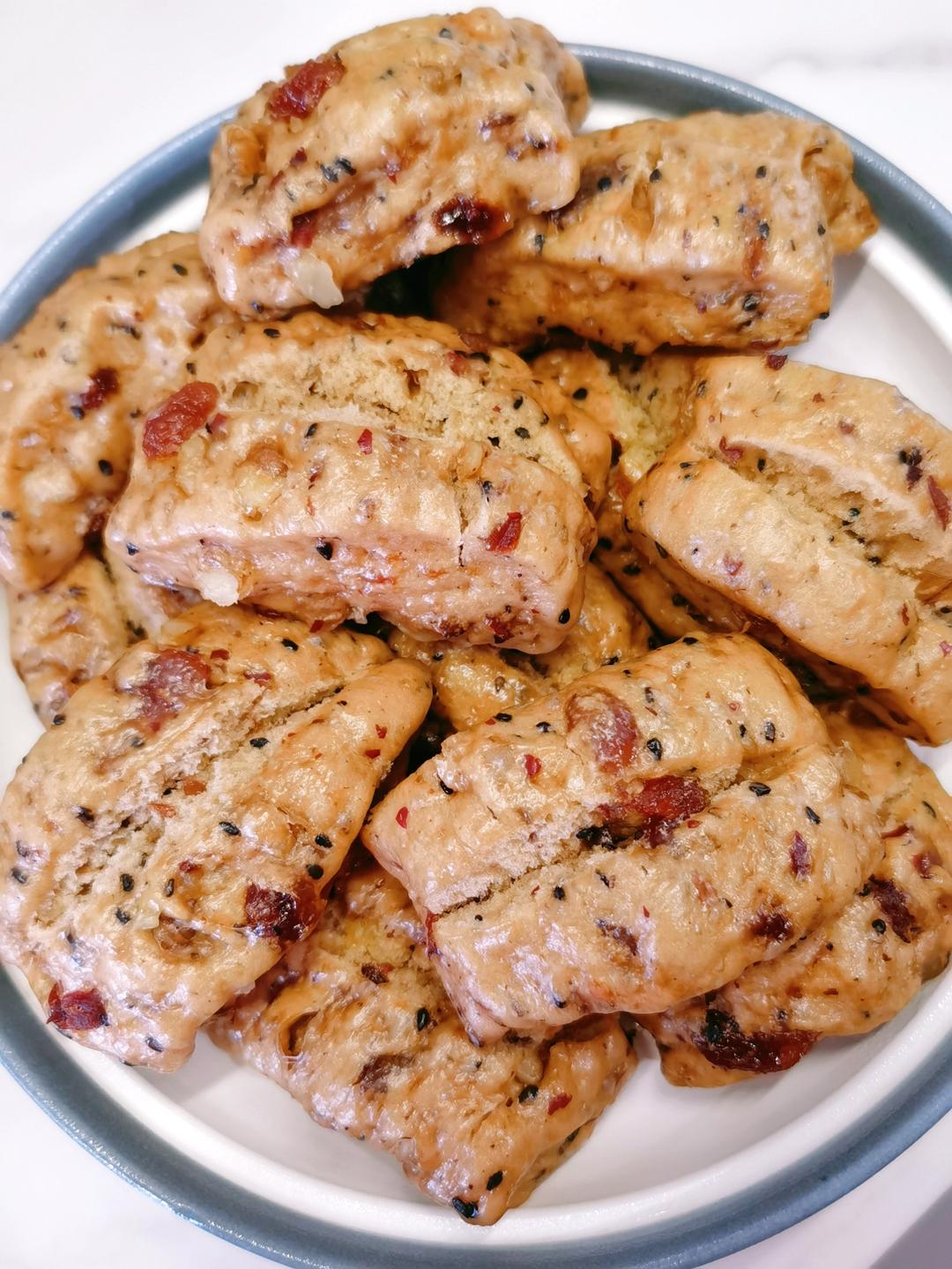 养生红糖红枣黑芝麻核桃馒头