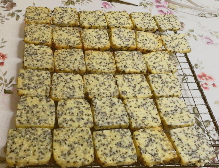 芝麻饼干
