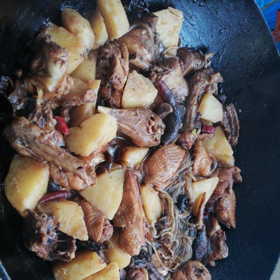 小鸡蘑菇炖粉条