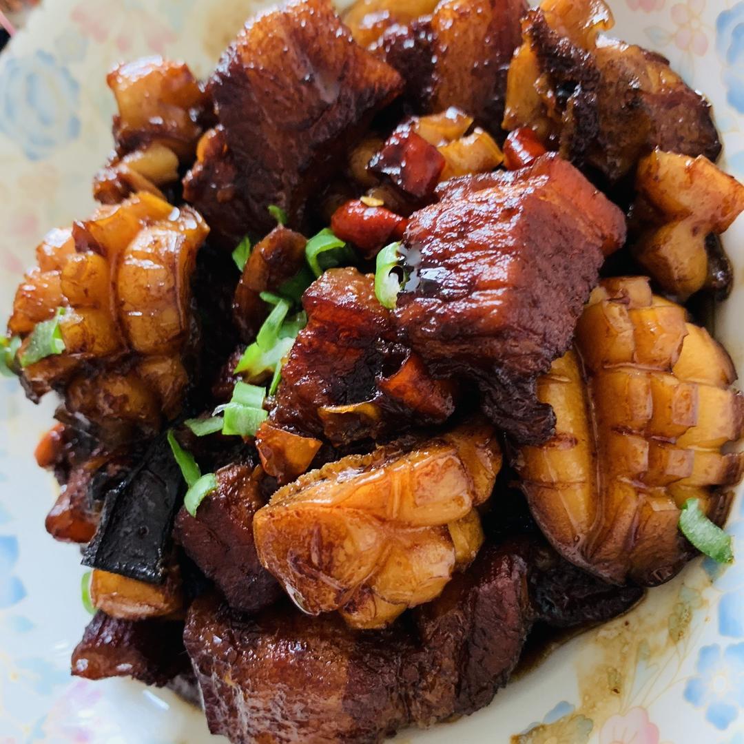 过年硬菜【鲍鱼红烧肉】