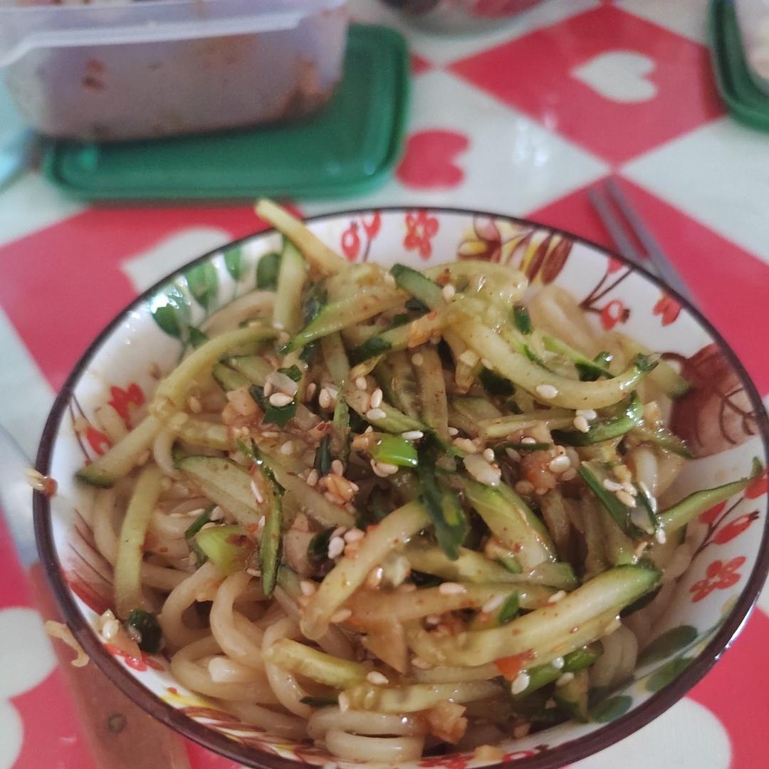 巨好吃㊙️酸辣凉拌面❗️十分钟搞定，简单快手❗️