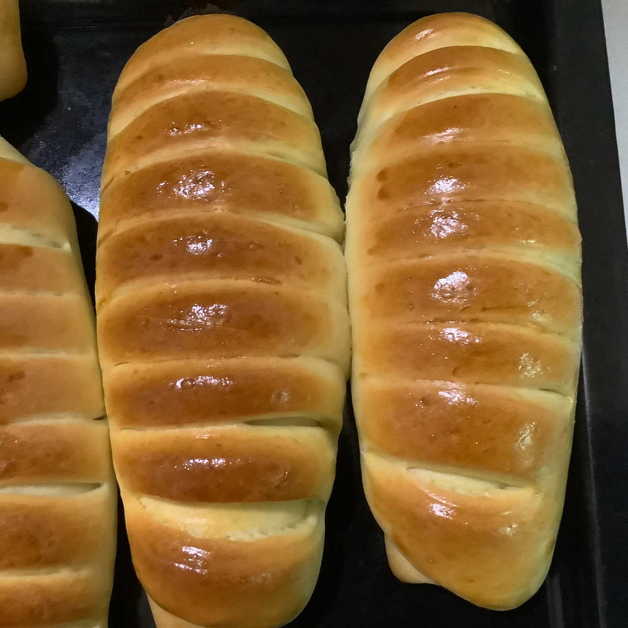 超级简单的豆沙排包｜面包