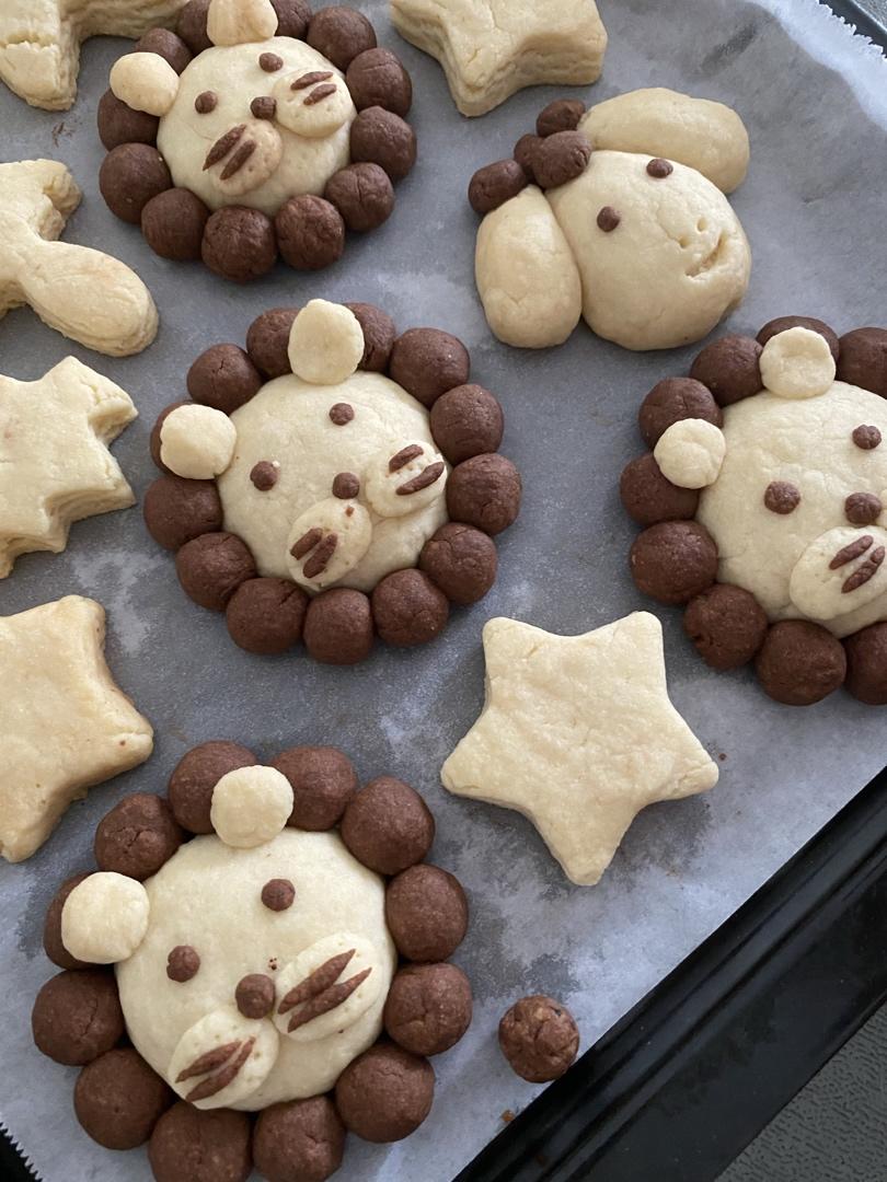 柒柒flora做的呆萌小狮子黄油饼干独家造型