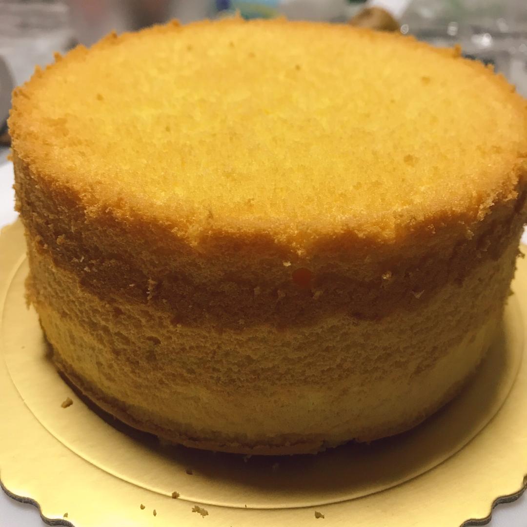 超简单完美戚风蛋糕（6寸2蛋）附打发、翻拌、脱模视频