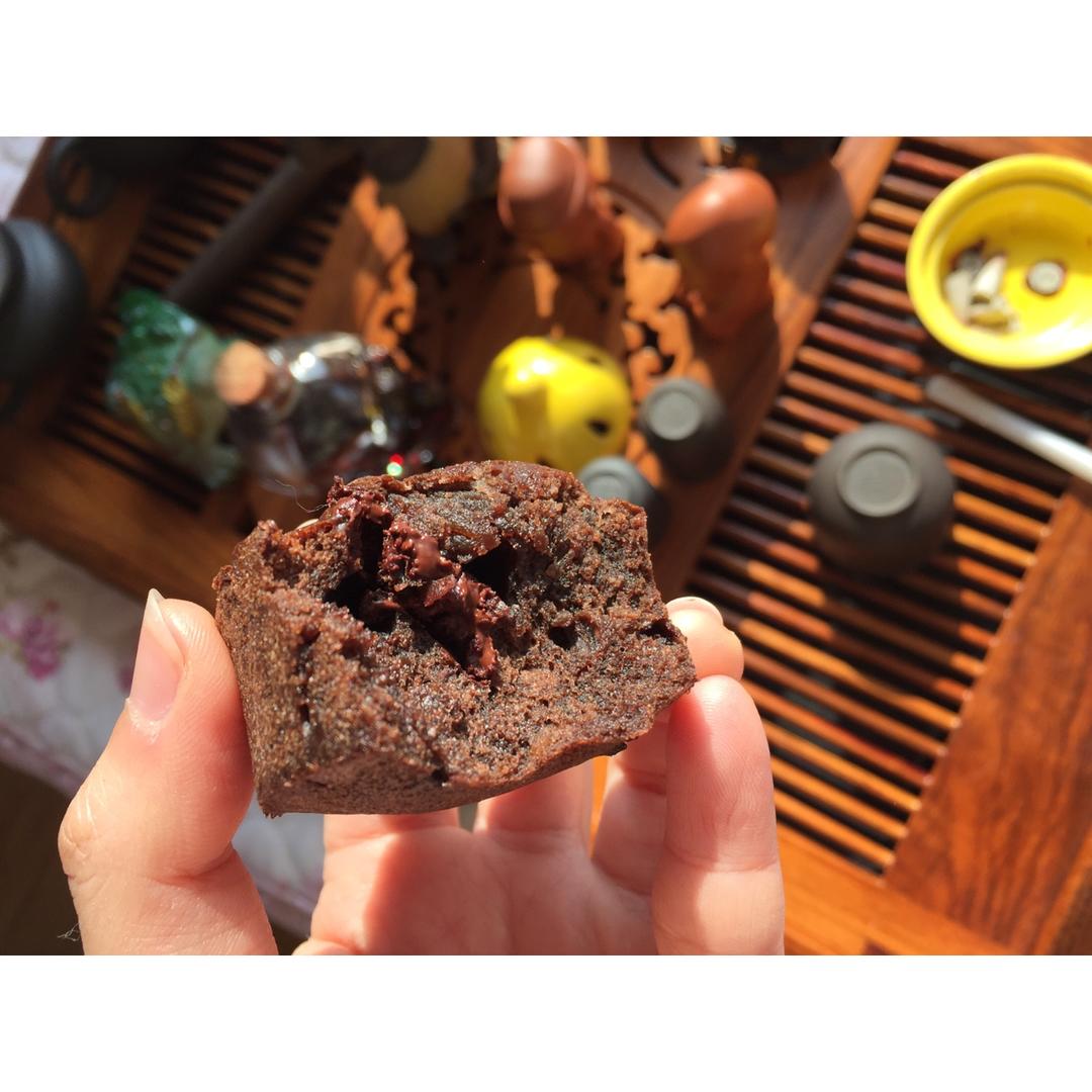 莫尼卡美食厨房：爆浆巧克力蛋糕