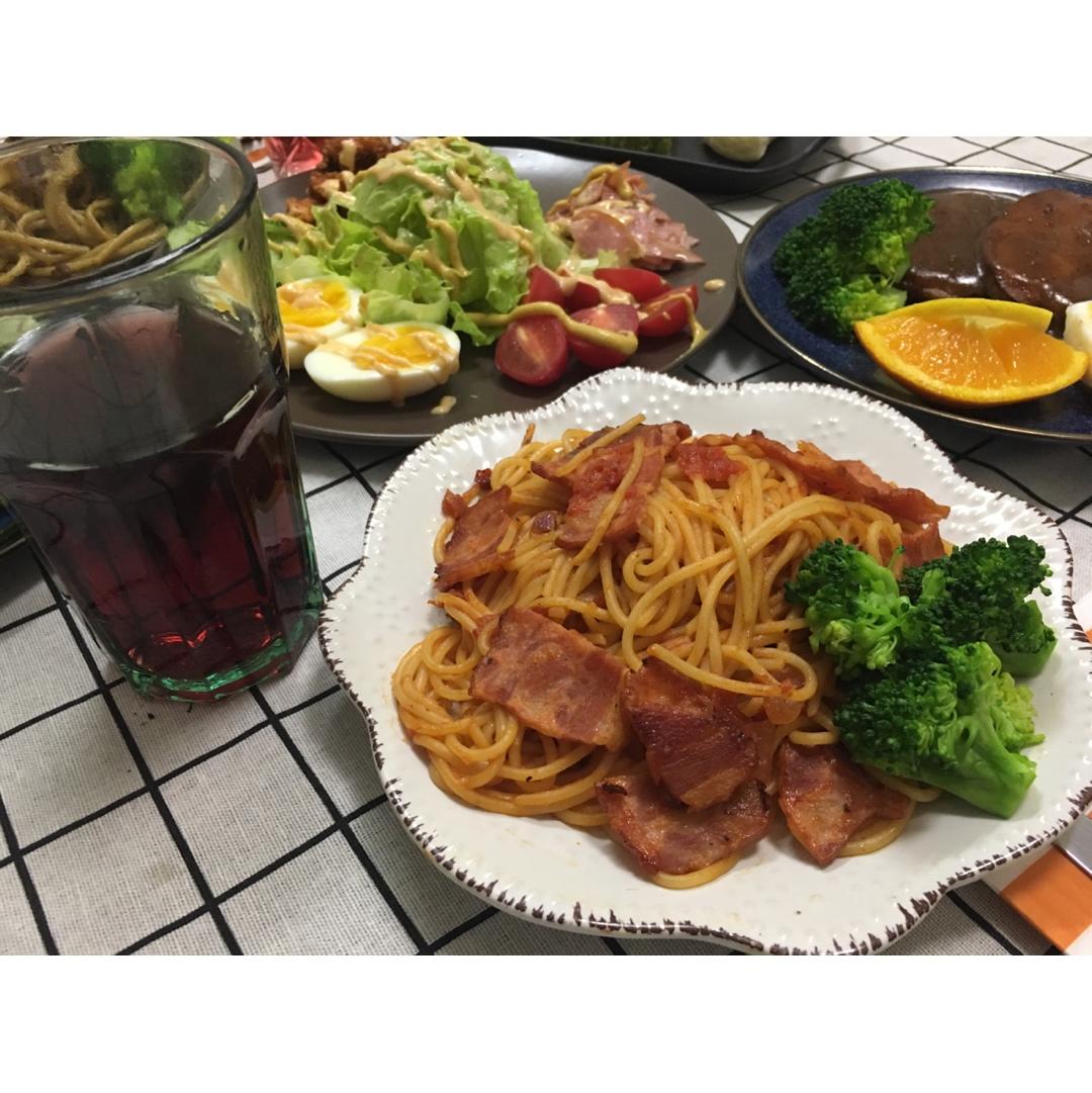 培根番茄意大利面