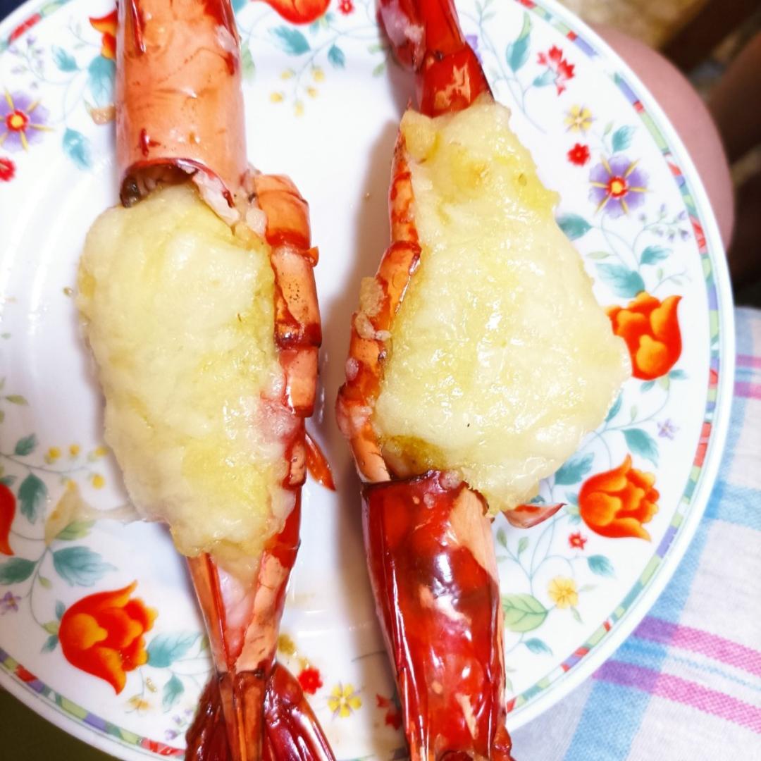 芝士焗黑虎虾