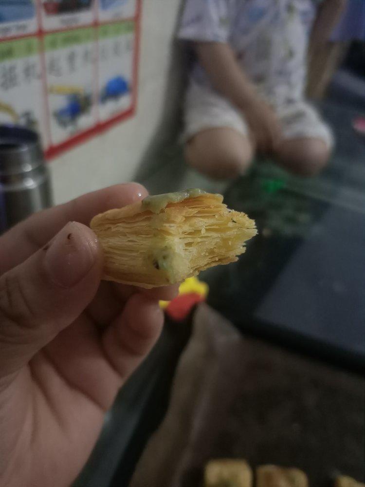 松塔千层酥