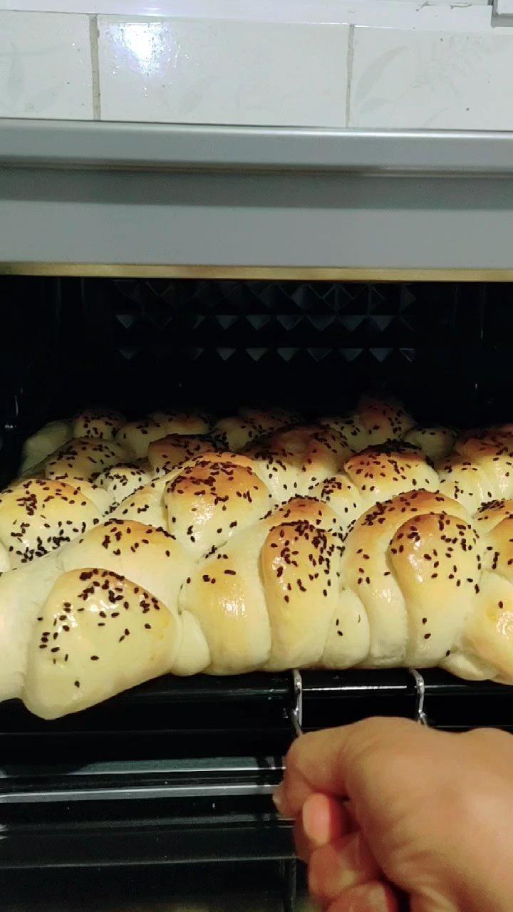 超级拉丝的牛奶面包