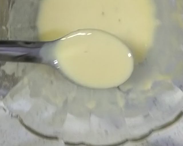 营养简单早餐~酸奶鸡蛋饼的做法 步骤4