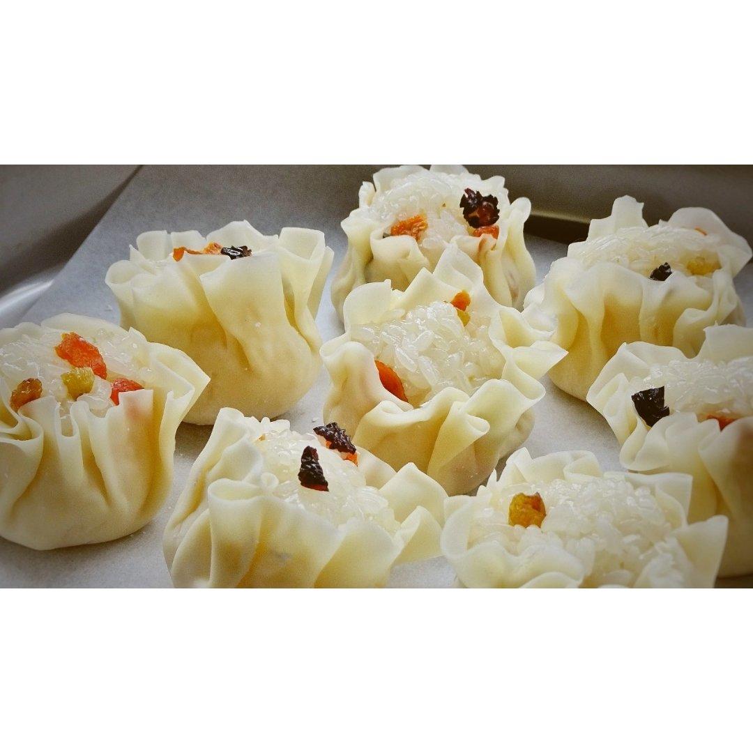 饺子皮咸蛋黄烧麦