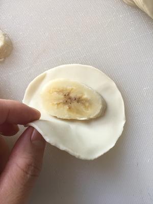 超快手的早餐-香蕉煎饺的做法 步骤3