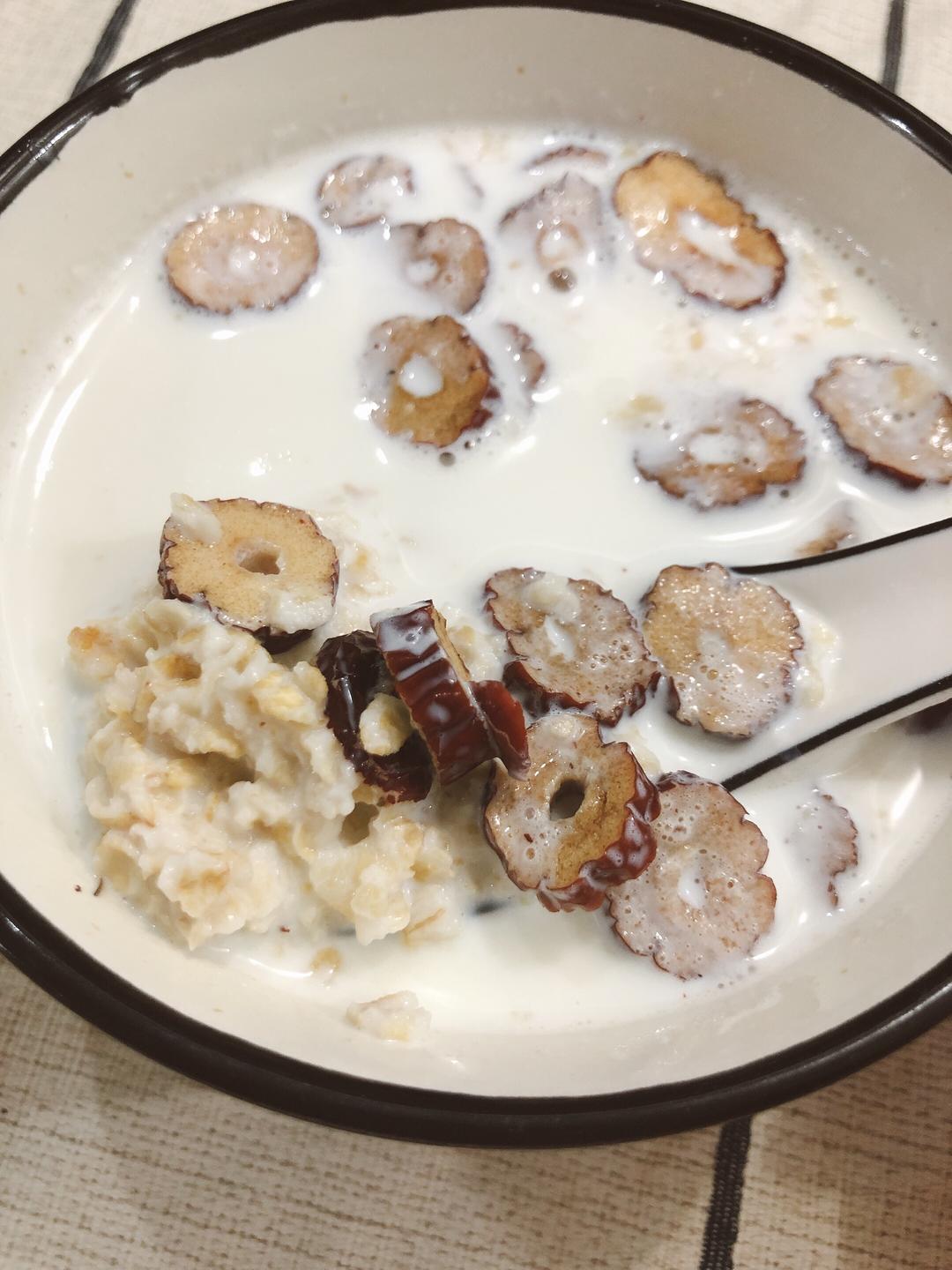 懒人燕麦粥2分钟(微波炉)的做法