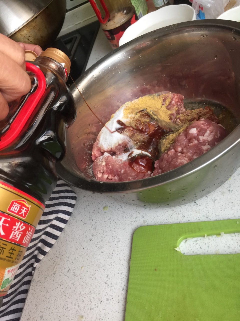 年菜——炸牛肉丸子的做法 步骤7