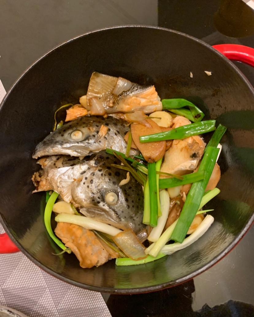 《中餐厅》张亮的焗三文鱼头