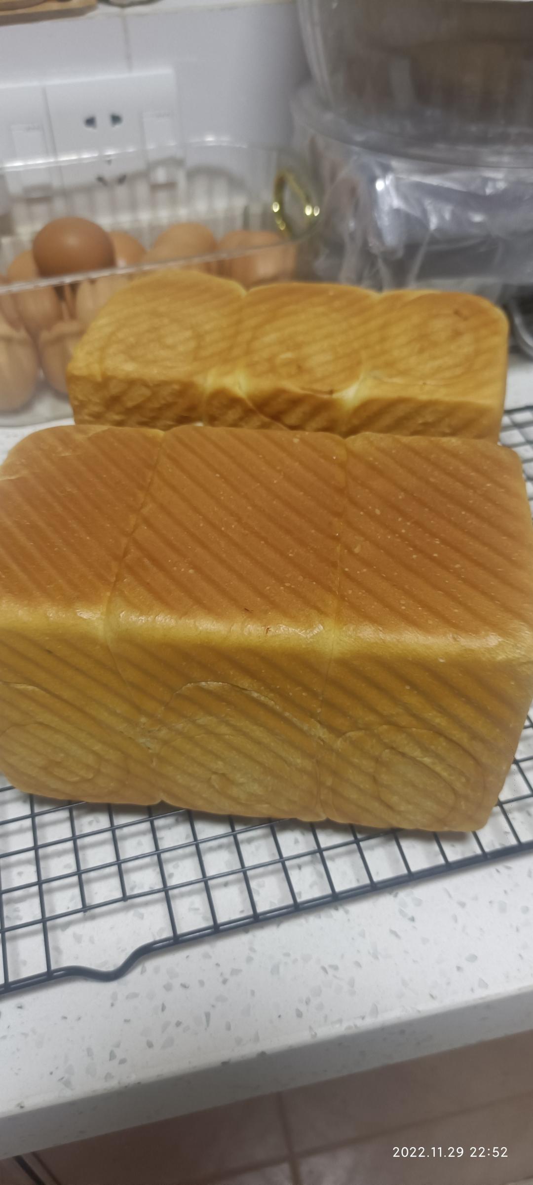 升级版奶香手撕吐司