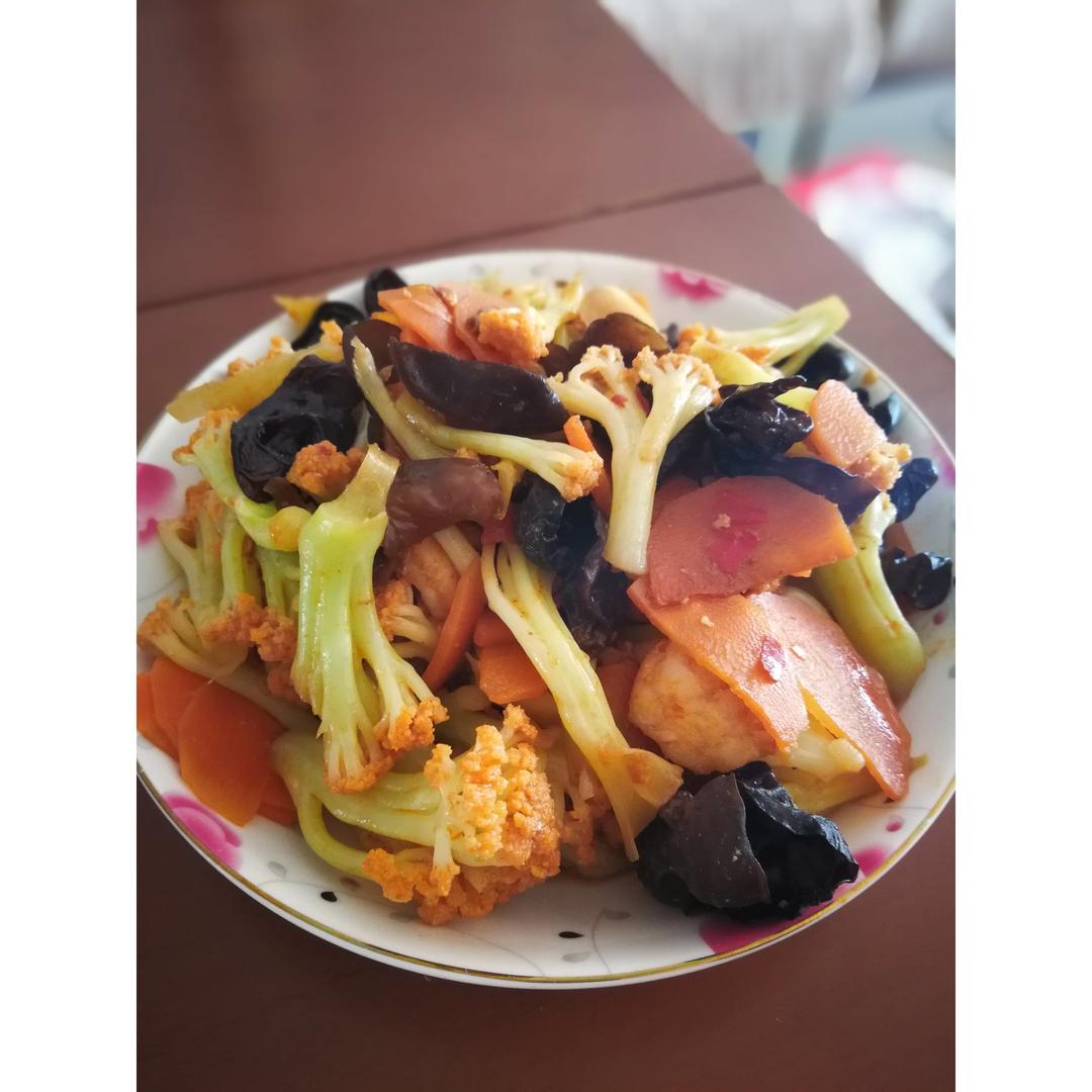 很“浪费”米饭的家常菜之一-------干锅菜花