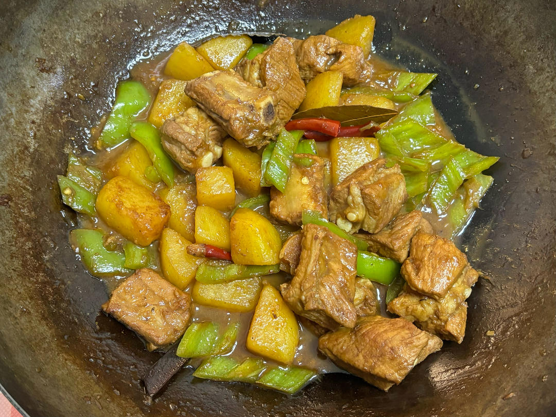 土豆排骨（超好吃）