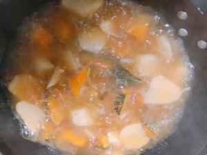 板栗南瓜炖土豆🥔的做法 步骤3