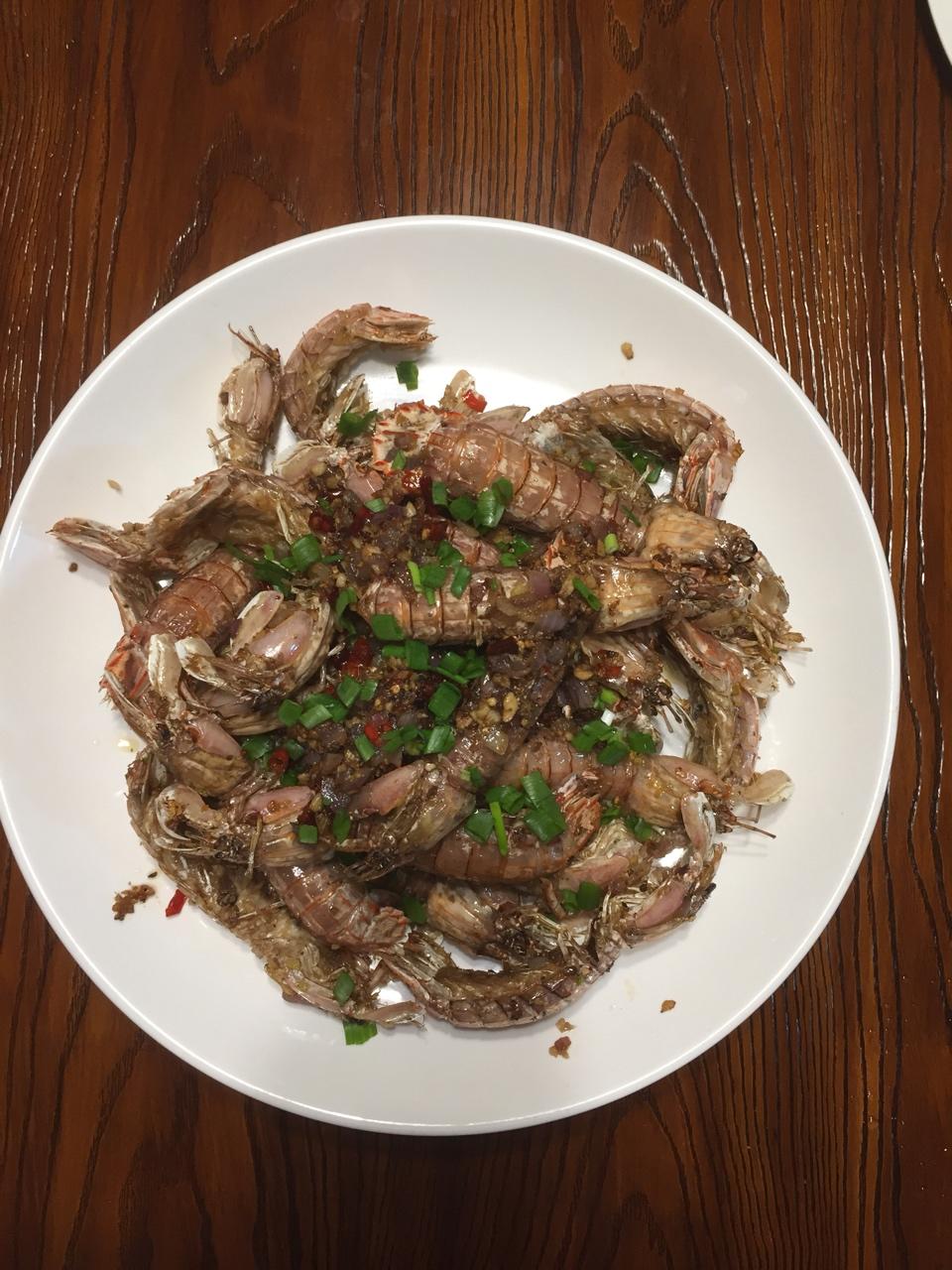 香脆椒盐爬爬虾