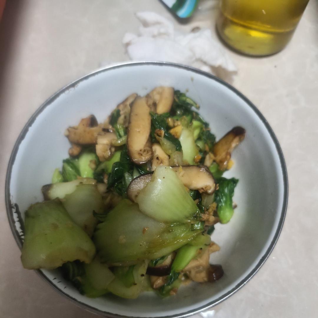 香菇油菜（简单快手）