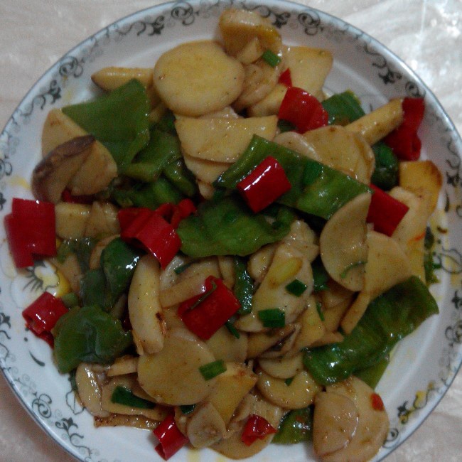 青椒素炒杏鲍菇