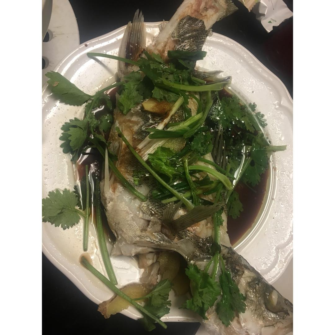 清蒸鲈鱼