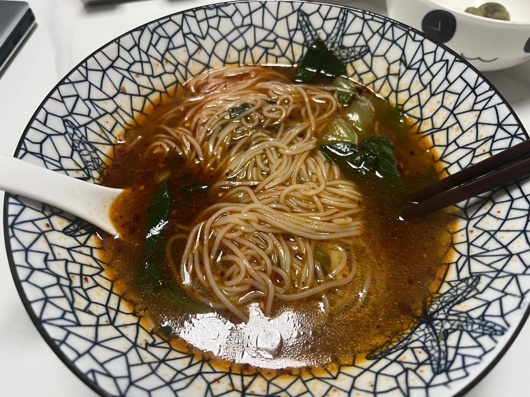 王大厨酸汤面