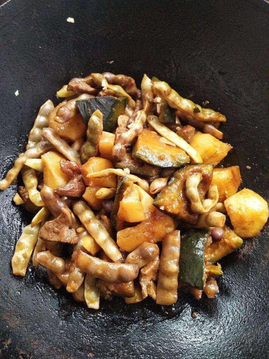 喜欢学习2894_hqml做的五花肉炖黄金勾豆角