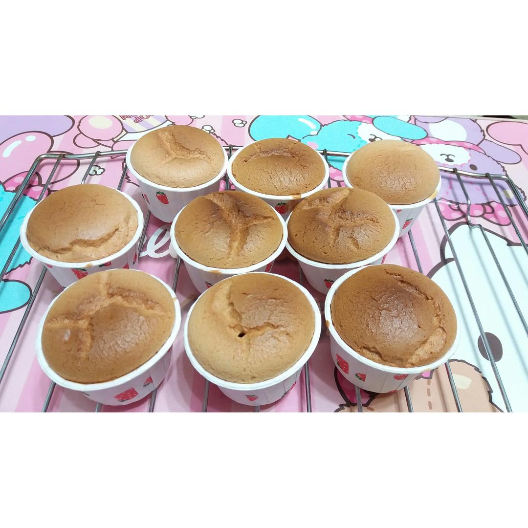 不塌不皱的光滑圆润版纸杯戚风（内含减糖版宝宝可吃）