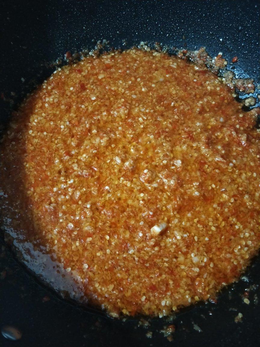 【蒜蓉辣椒酱】比烧烤店还好吃的自制辣酱