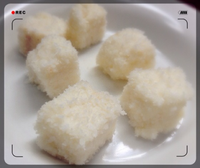 85度C 》椰丝牛奶小方