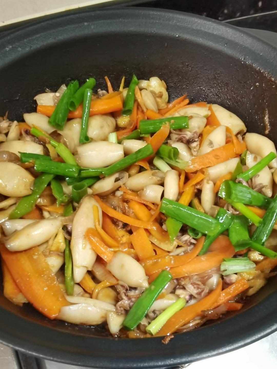 香辣爆炒墨鱼仔