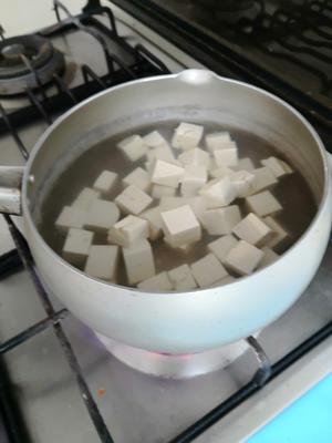 豆腐伴侣—韭菜的做法 步骤2