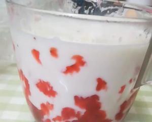 🍓草莓的两种完美美味吃法：①草莓果酱 ②草莓脏脏牛奶🍓（有视频哦）Strawberry jam & Strawberry milk的做法 步骤9
