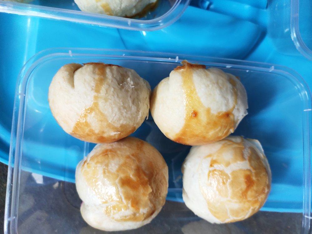 酥皮五仁月饼