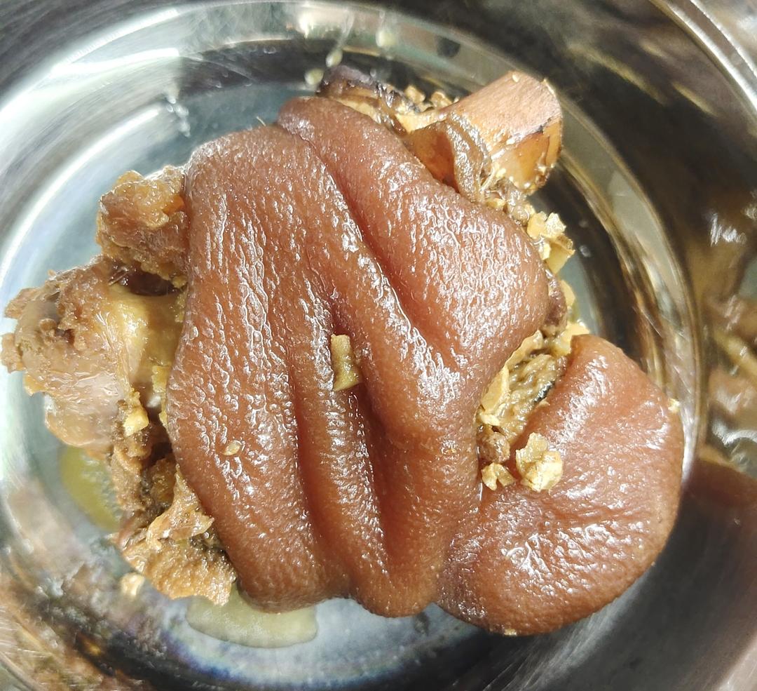 老丁的私房菜－家常红烧肘子