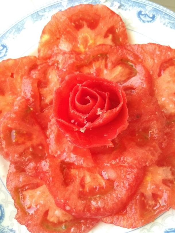 高颜值摆盘西红柿花