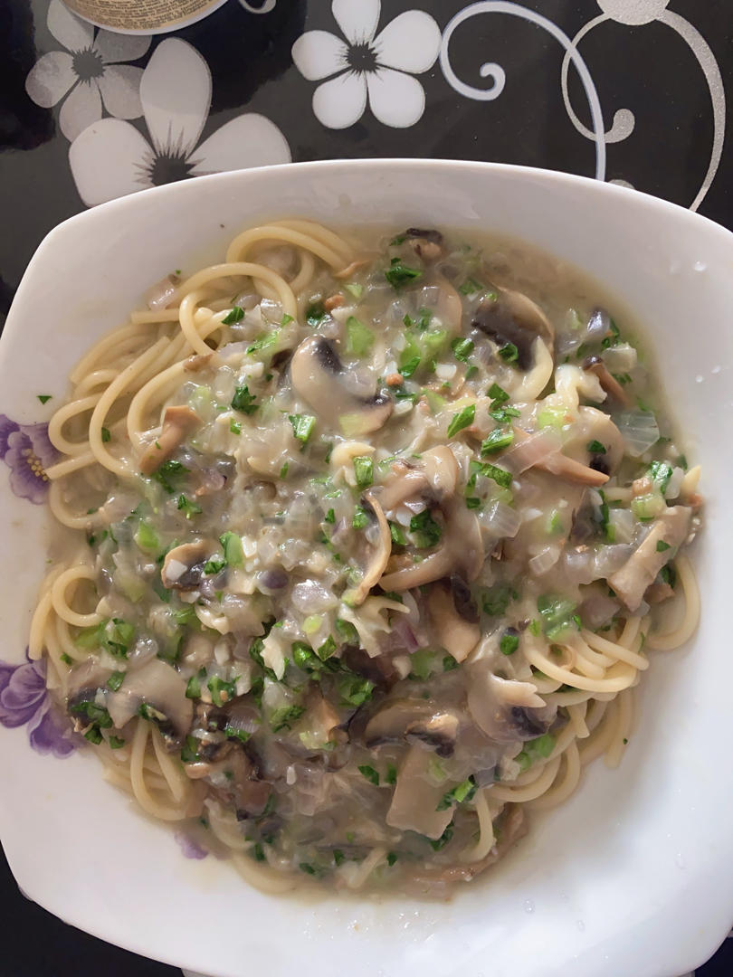 奶油培根意大利面 - Creamy Beacon Linguine