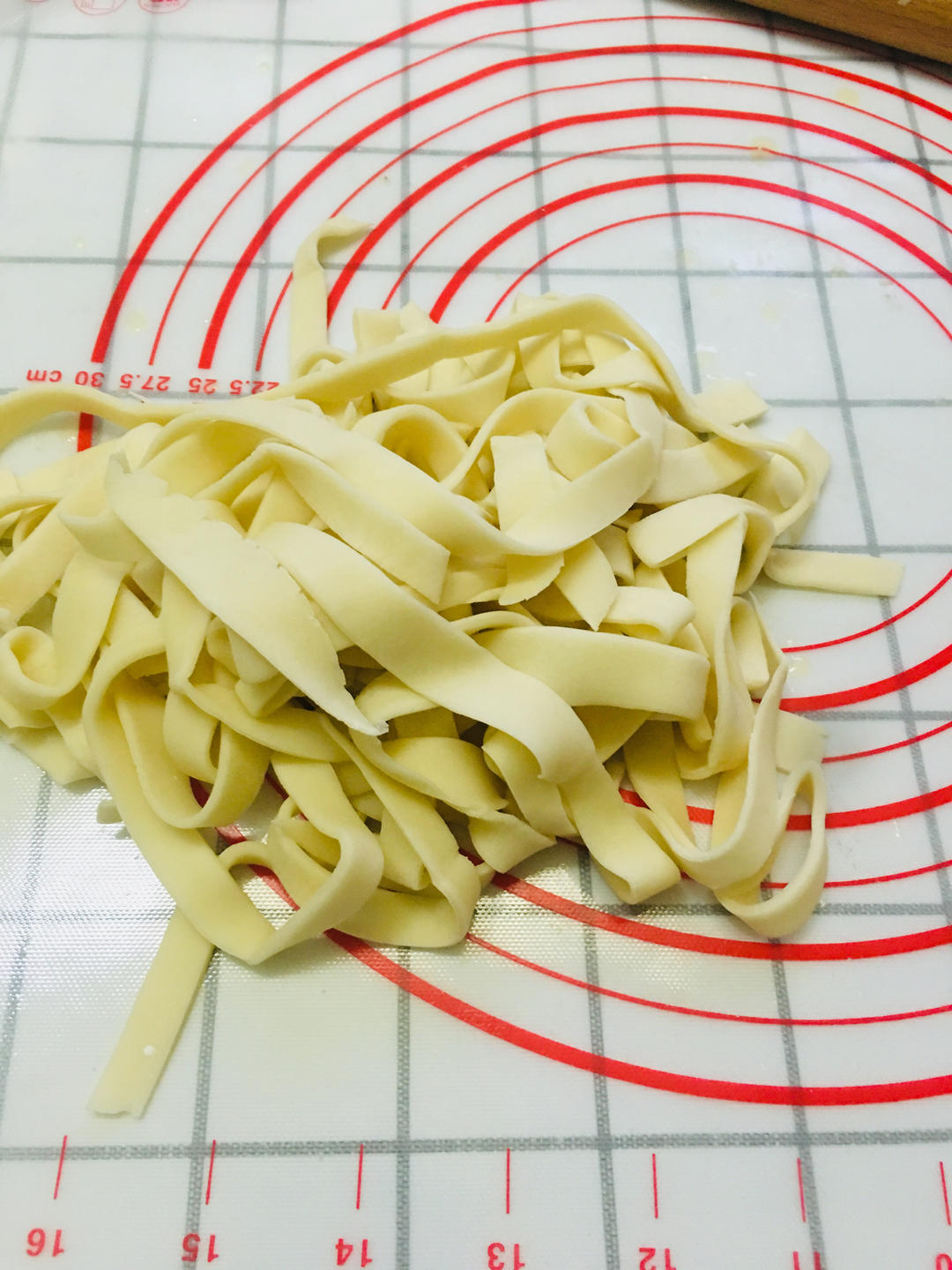 【小高姐】手擀肉臊面  手工做出口感劲道的擀面条