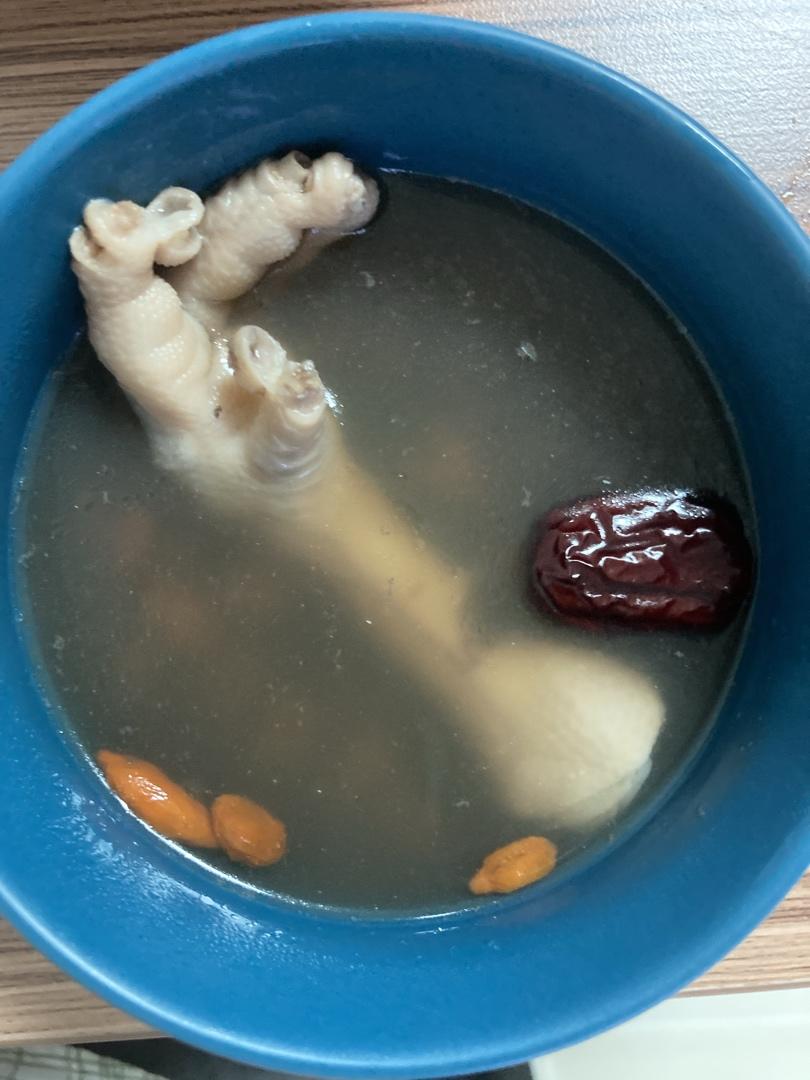 花生眉豆鸡脚汤