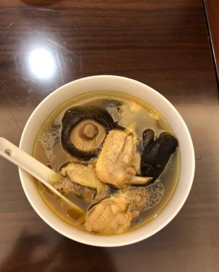 冬天养胃汤：改善腹胀、肠胃不适的做法