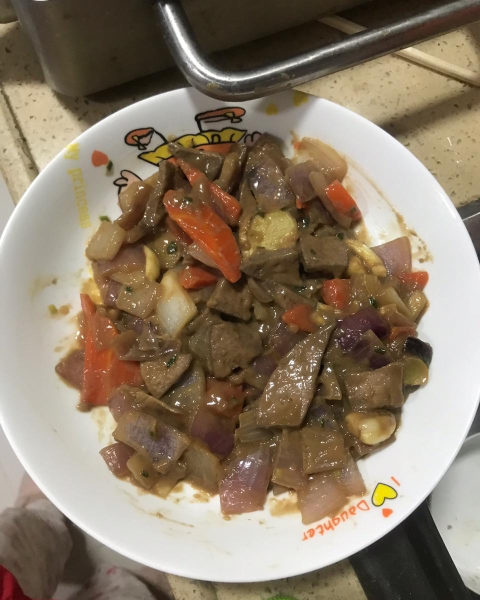 洋葱炒猪肝