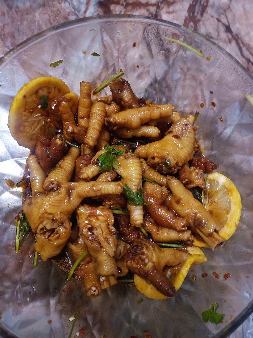 网红柠檬酸辣鸡爪