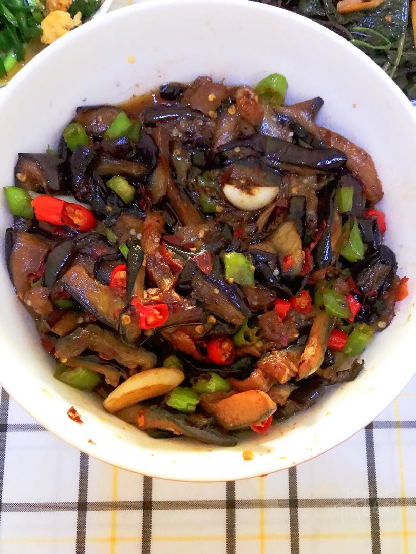 家常红烧茄子🍆，只要少量的油且下饭