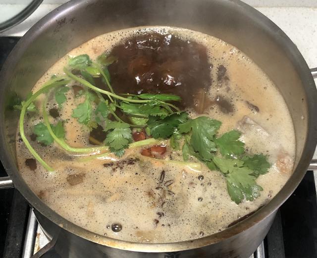 羊蝎子火锅(不辣)的做法