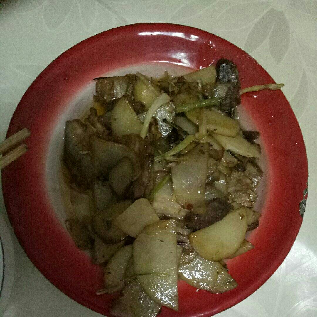 回锅肉炒土豆片--食趣万用辣酱