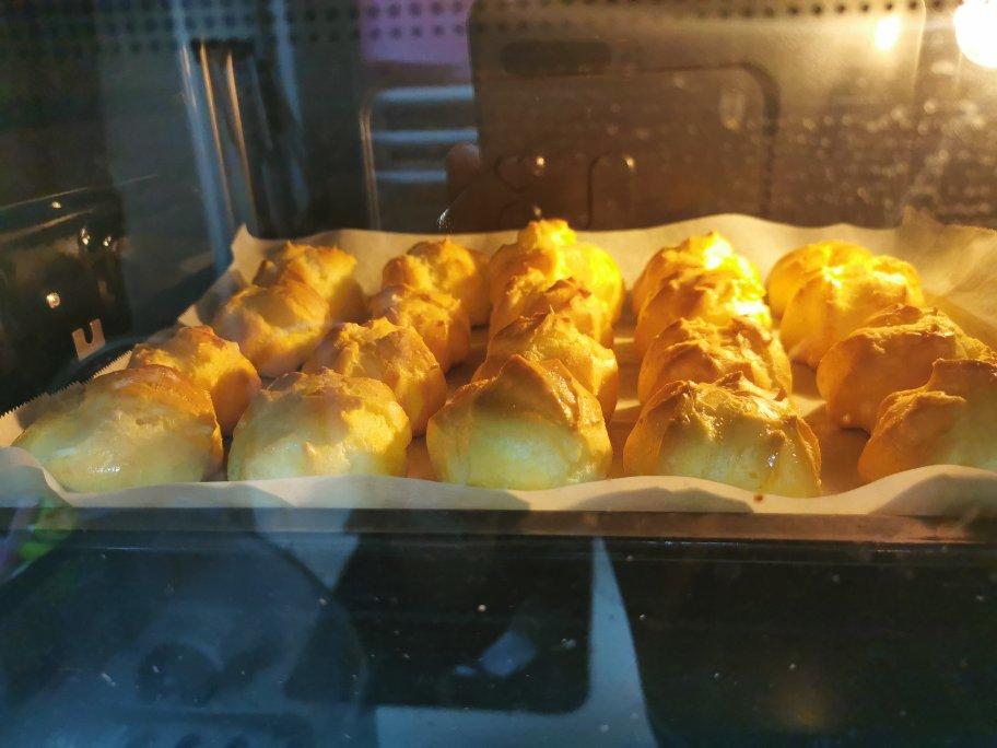 简单易成功的奶油小泡芙做法